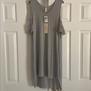 Elan DRESS, New, Size L